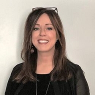 Mme Brigitte Huot