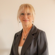 Mme Linda Marcotte