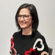 Mme Manon Paquet